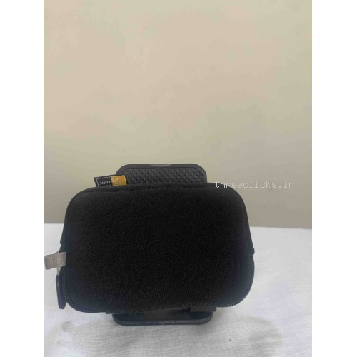 Case Logic Ultra Compact Camera Case-Black | Pre-Owned