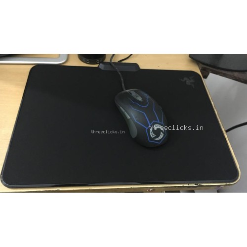 Razer Firefly Cloth Edition V1 - Chroma Lighting - Gaming Mousepad | Pre-Owned